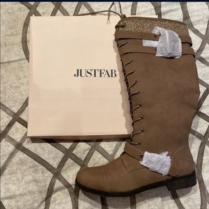 Size 9 Just Fab Delphina Taupe Combat Style Boots